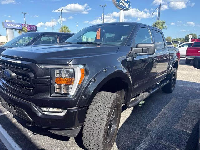 2022 Black Metallic Ford F-150 XLT 4X4 Truck