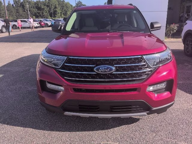 2020 Red Ford Explorer XLT RWD SUV