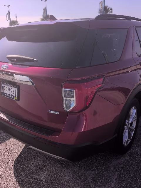 2020 Red Ford Explorer XLT RWD SUV