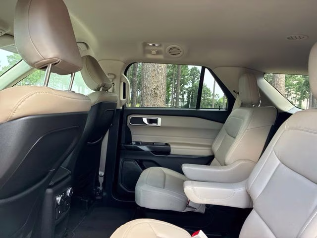 2020 Red Metallic Ford Explorer XLT RWD SUV