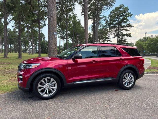 2020 Red Metallic Ford Explorer XLT RWD SUV