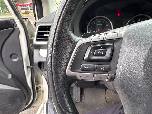 2015 Crystal White Pearl Subaru XV Crosstrek 2.0i Premium AWD SUV