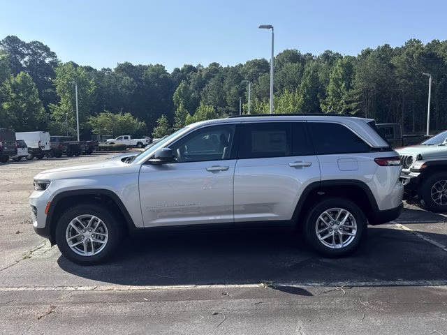 2026 Silver Zynith Jeep Grand Cherokee Laredo RWD SUV