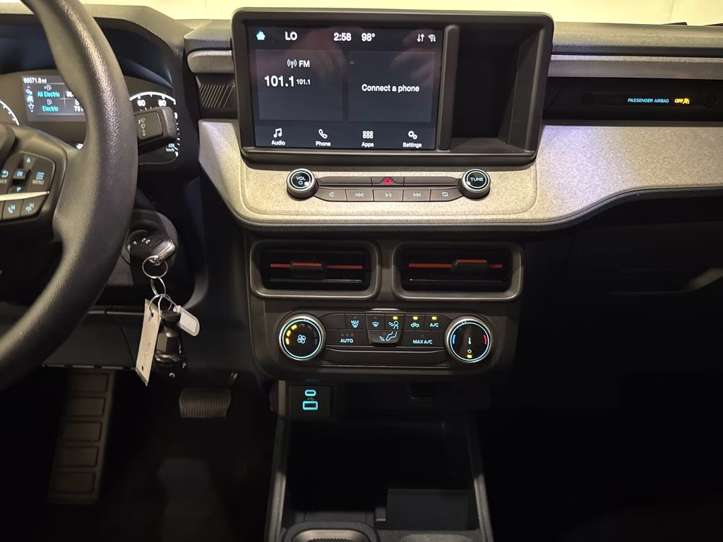 2023 Shadow Black Ford Maverick XLT FWD Truck