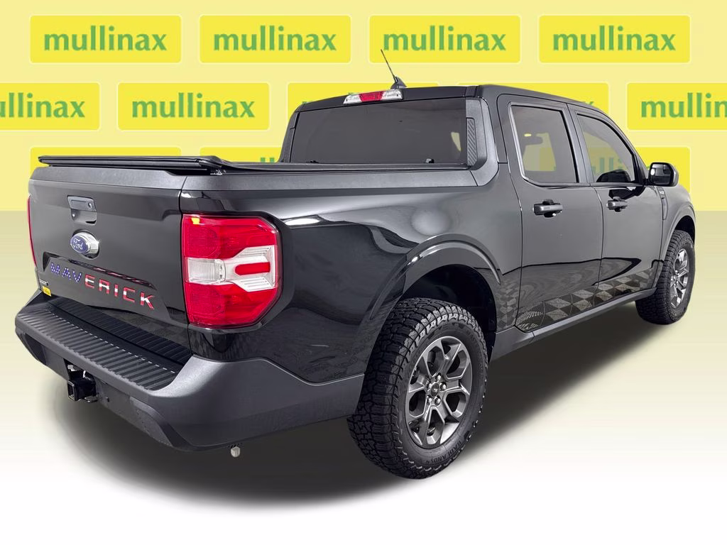 2023 Shadow Black Ford Maverick XLT FWD Truck