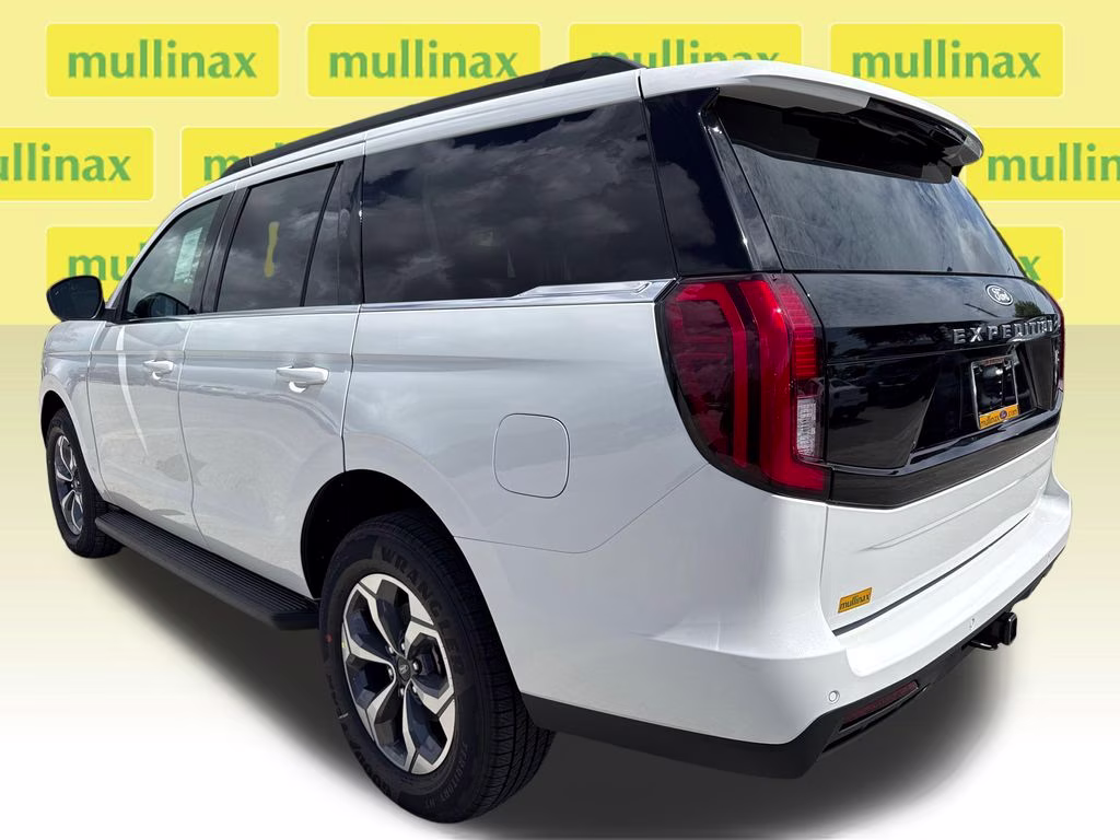 2027 Star White Metallic Tri-Coat Ford Expedition Active RWD SUV