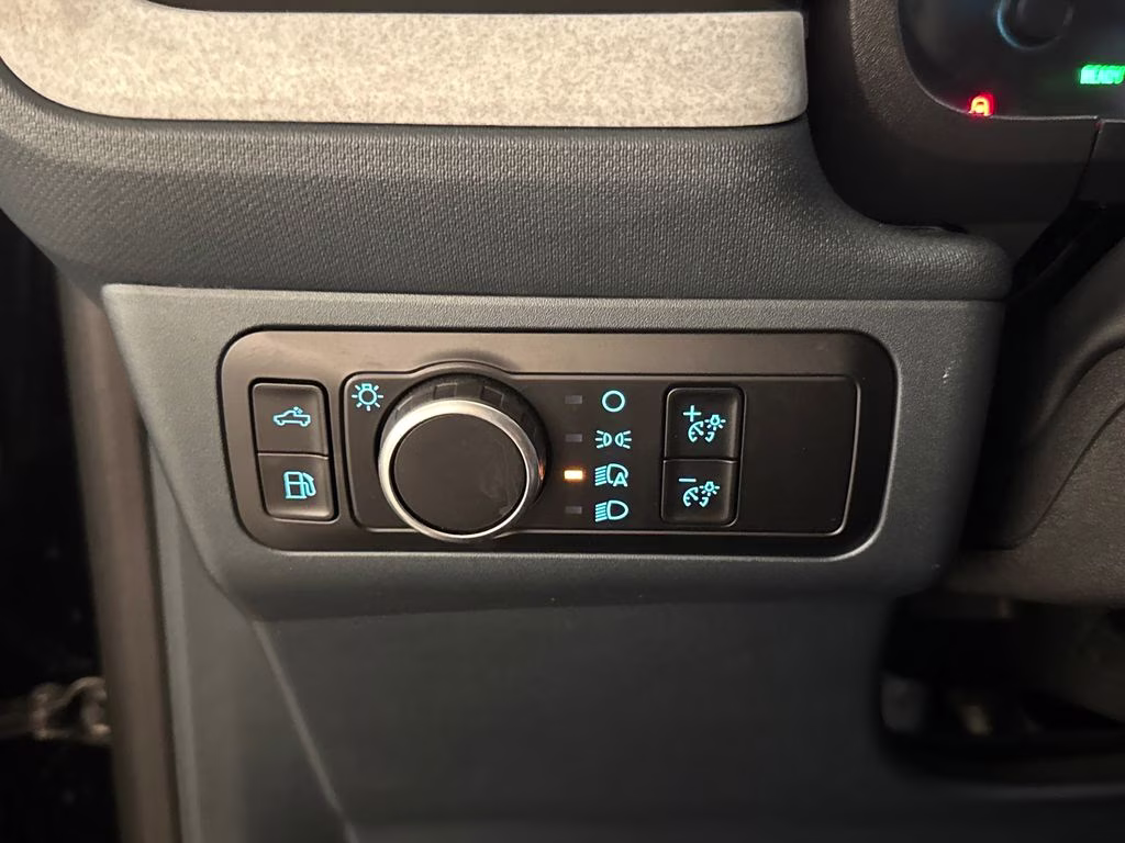 2023 Shadow Black Ford Maverick XLT FWD Truck