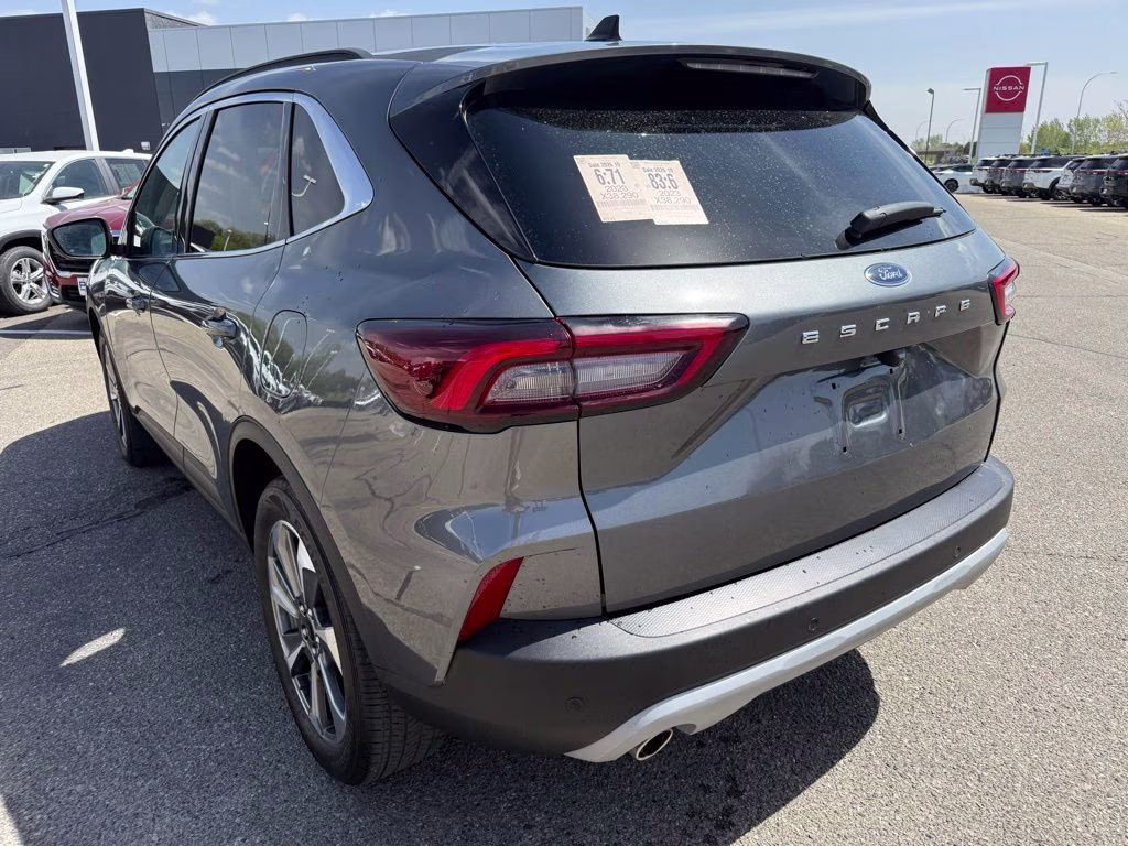 2023 Carbonized Gray Metallic Ford Escape Platinum AWD SUV