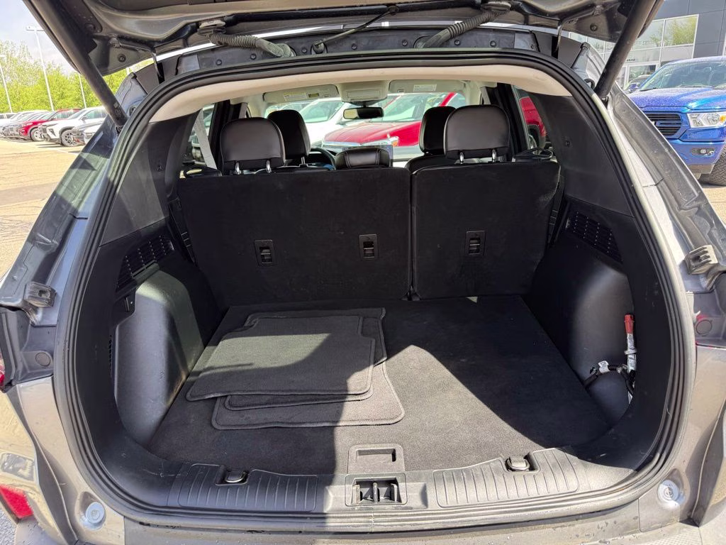 2023 Carbonized Gray Metallic Ford Escape Platinum AWD SUV