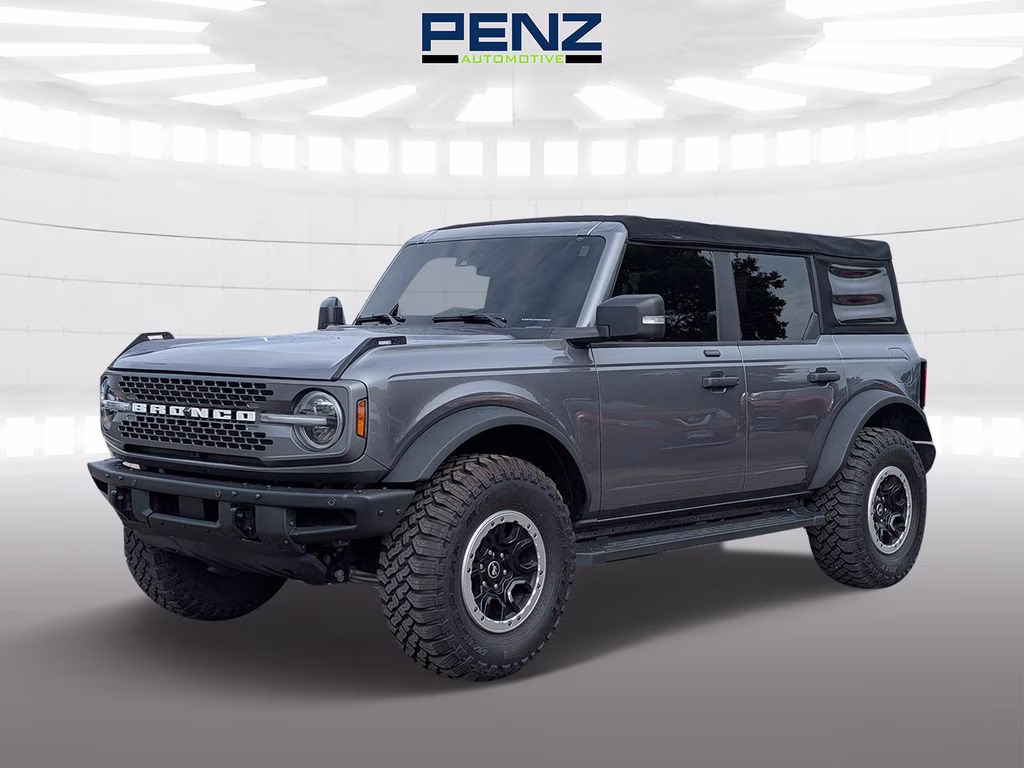 2021 Carbonized Gray Metallic Ford Bronco Badlands 4X4 SUV