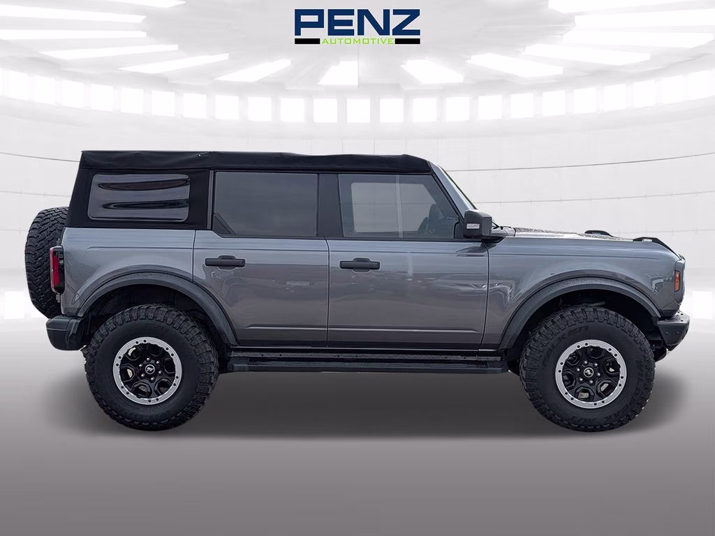 2021 Carbonized Gray Metallic Ford Bronco Badlands 4X4 SUV