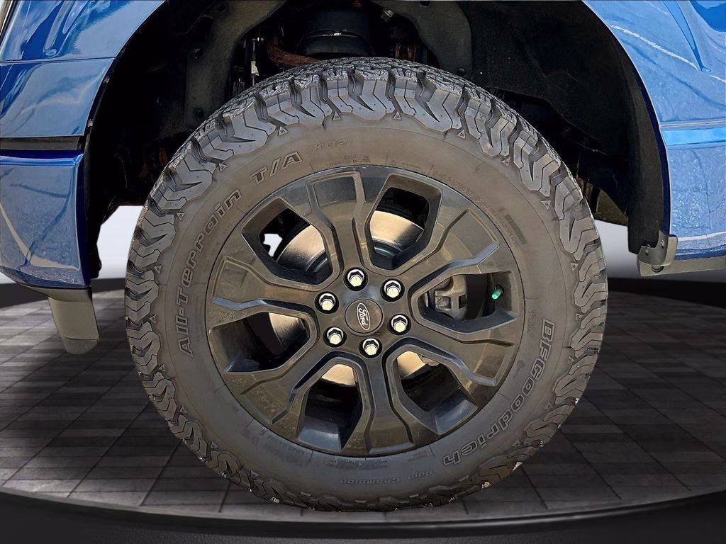 2022 Atlas Blue Metallic Ford F-150 Lariat 4X4 Truck