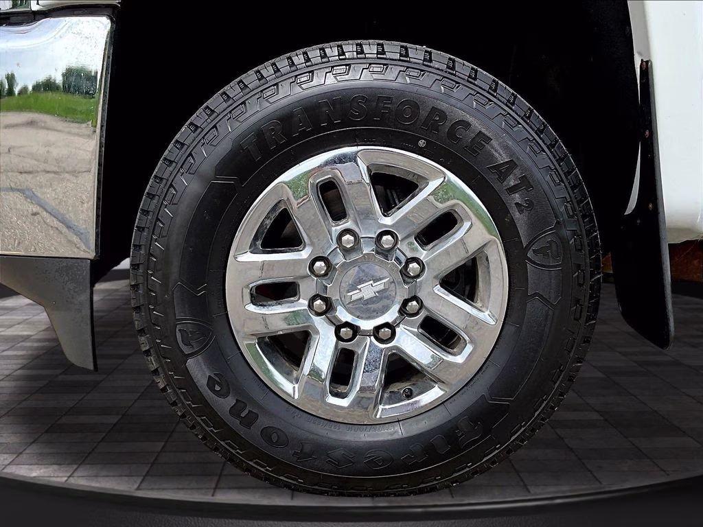 2019 Summit White Chevrolet Silverado 2500HD LT 4X4 Truck