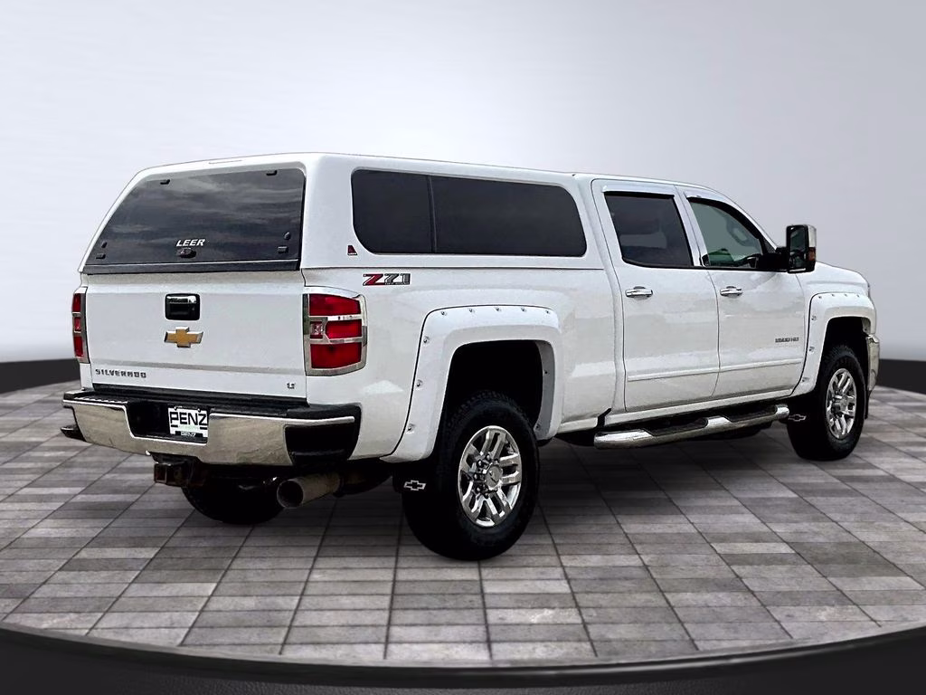 2019 Summit White Chevrolet Silverado 2500HD LT 4X4 Truck