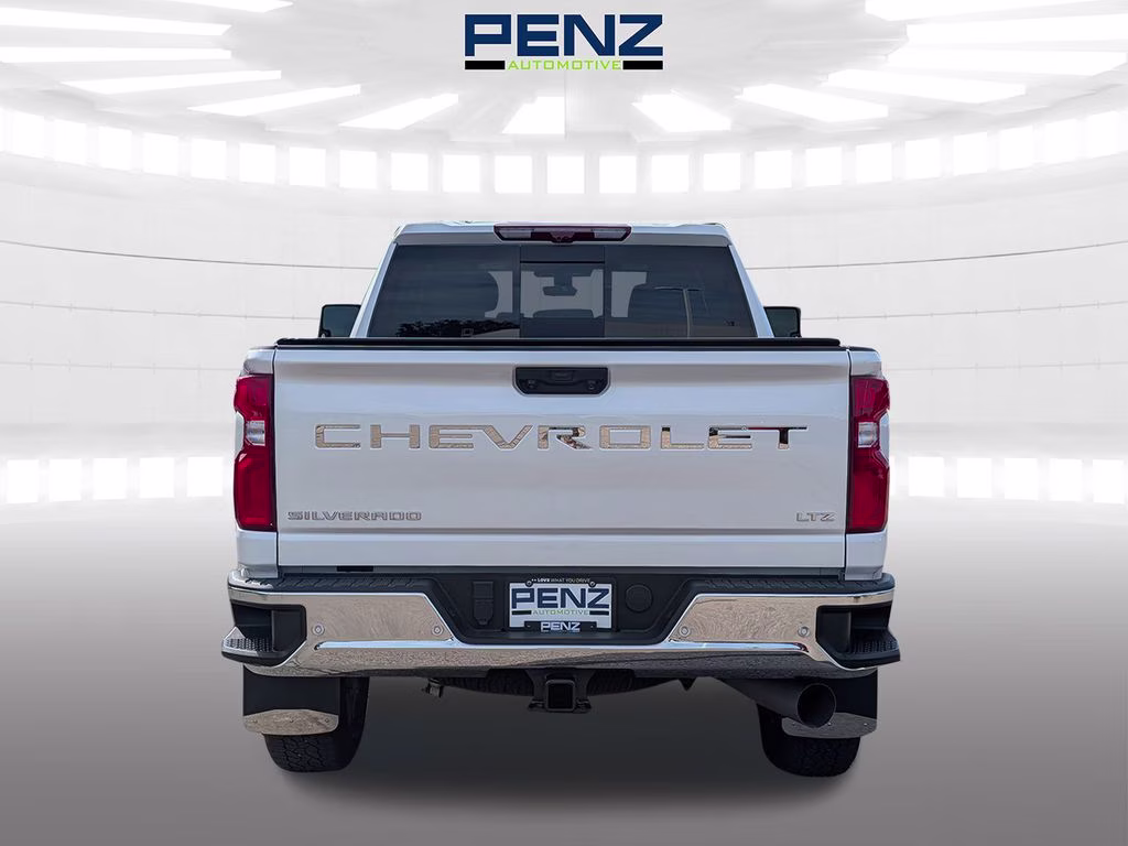 2021 Iridescent Pearl Tricoat Chevrolet Silverado 2500HD LTZ 4X4 Truck