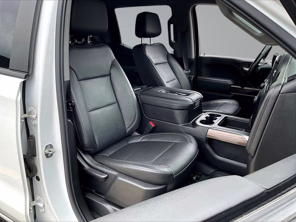 2019 Summit White Chevrolet Silverado 1500 LT Trail Boss 4X4 Truck