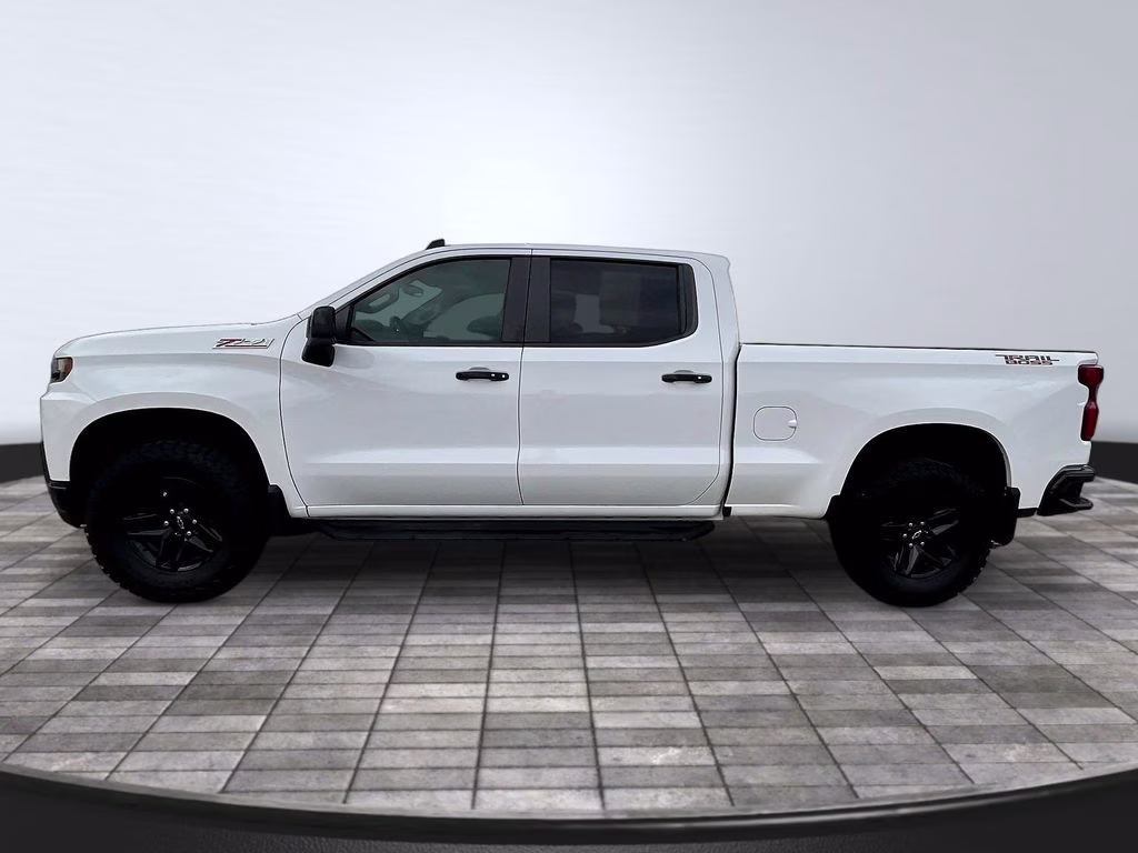 2019 Summit White Chevrolet Silverado 1500 LT Trail Boss 4X4 Truck