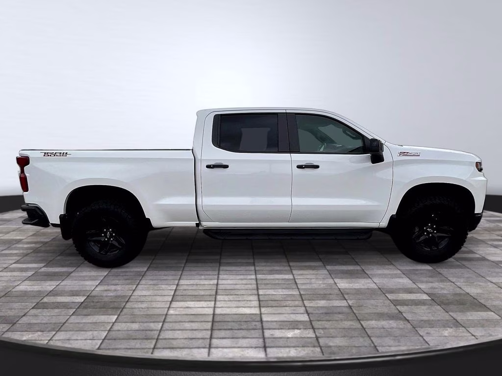 2019 Summit White Chevrolet Silverado 1500 LT Trail Boss 4X4 Truck