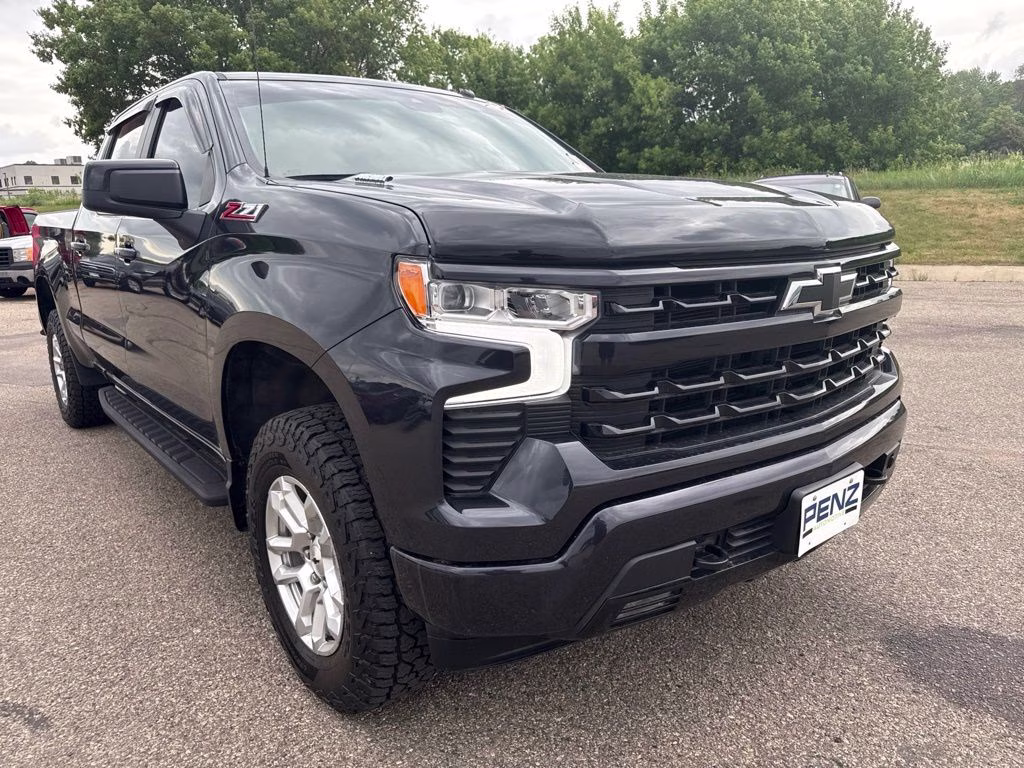 2024 Dark Ash Metallic Chevrolet Silverado 1500 RST 4X4 Truck