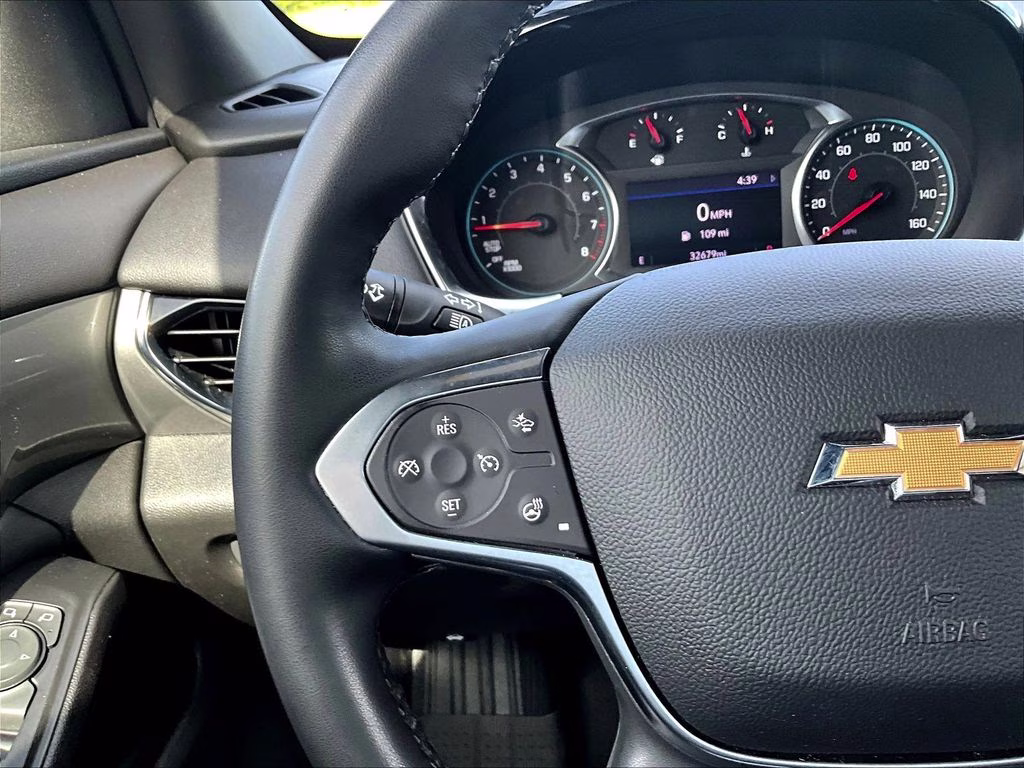 2023 Mosaic Black Metallic Chevrolet Traverse LT Leather AWD SUV