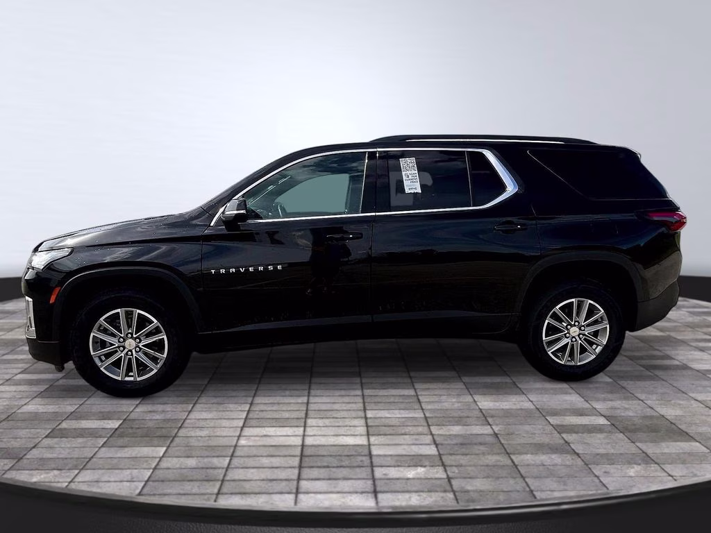 2023 Mosaic Black Metallic Chevrolet Traverse LT Leather AWD SUV