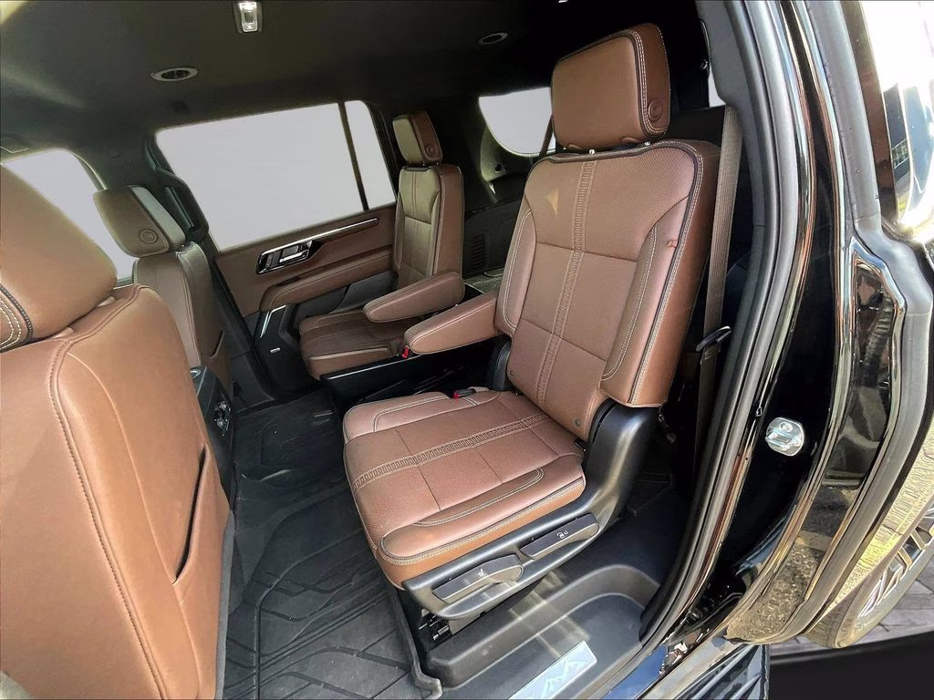 2025 Black Chevrolet Suburban High Country 4X4 SUV