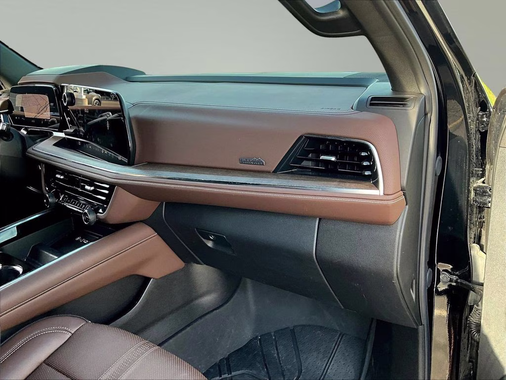 2025 Black Chevrolet Suburban High Country 4X4 SUV