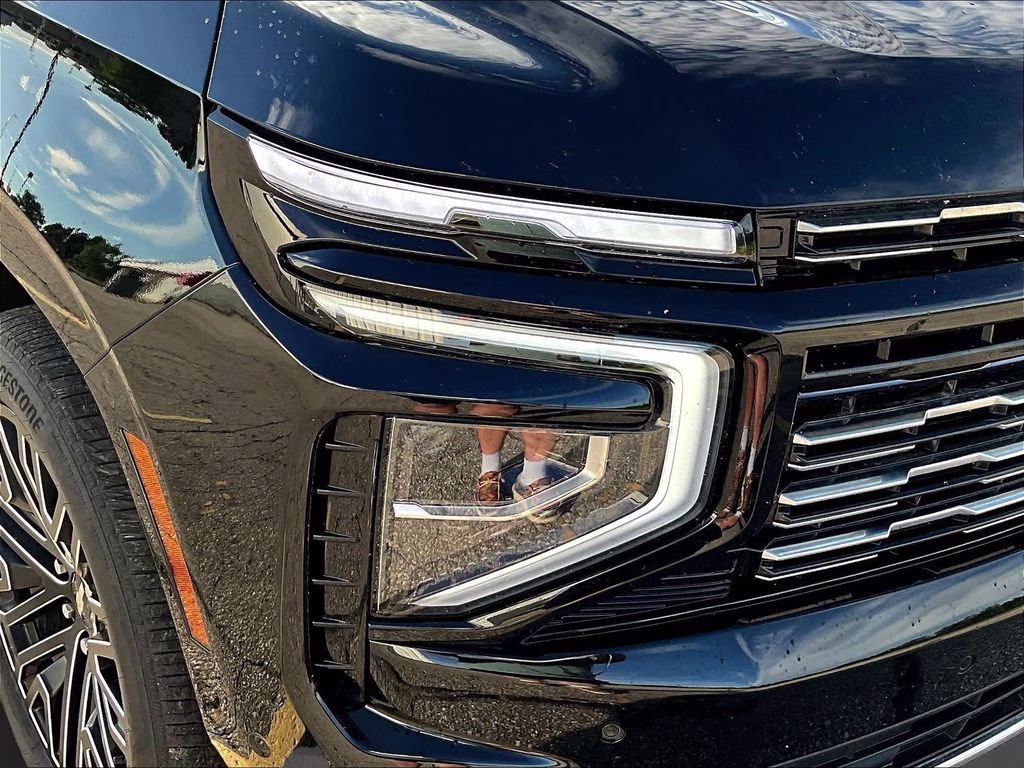 2025 Black Chevrolet Suburban High Country 4X4 SUV
