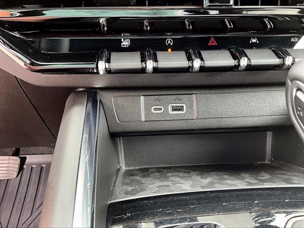 2024 Onyx Black GMC Canyon AT4 4X4 Truck