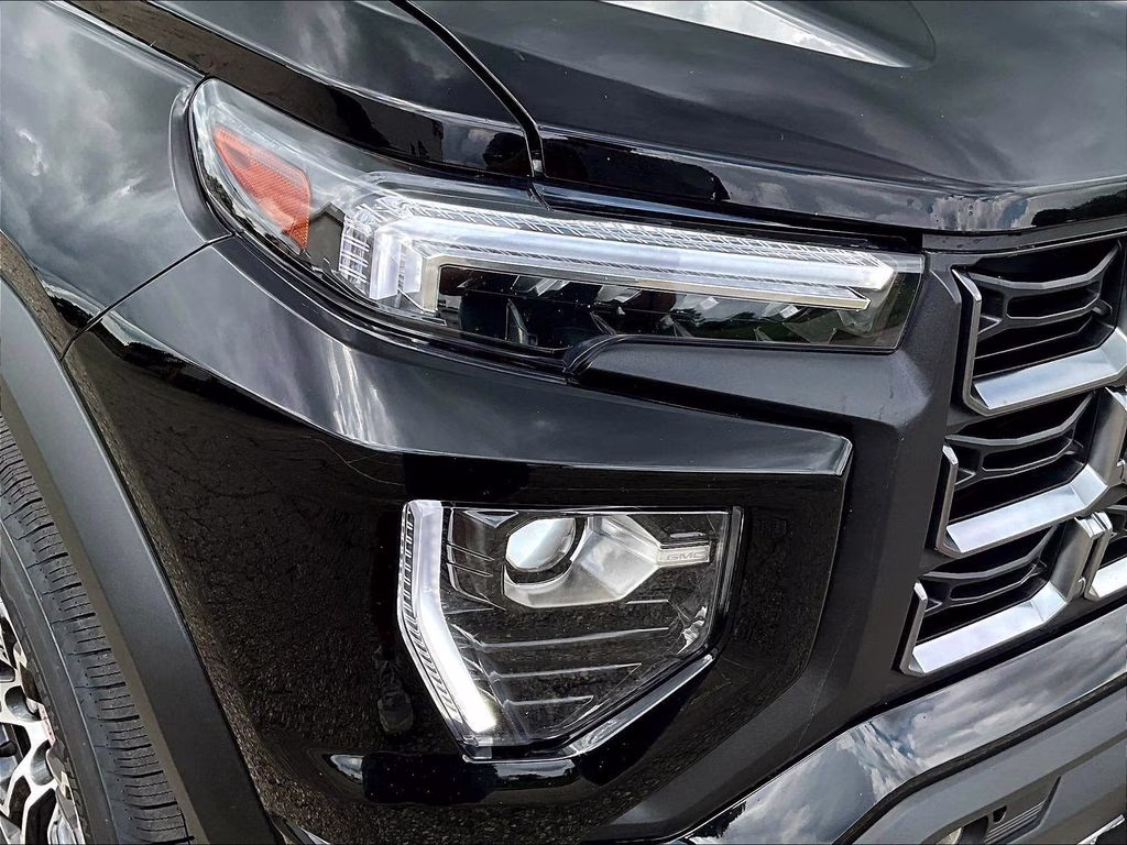 2024 Onyx Black GMC Canyon AT4 4X4 Truck