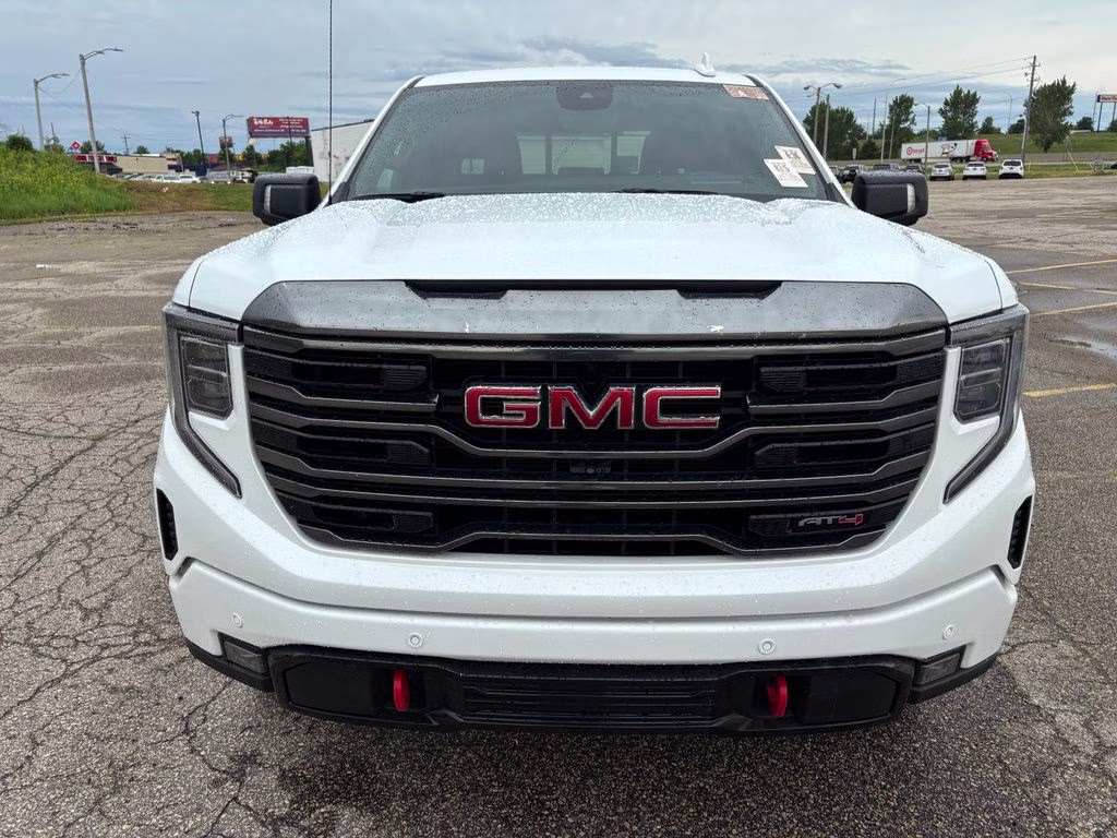 2023 Summit White GMC Sierra 1500 AT4 4X4 Truck