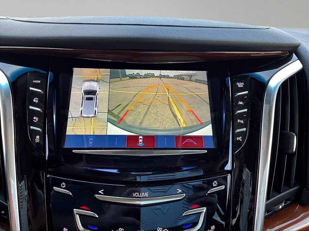 2019 Crystal White Tricoat Cadillac Escalade Luxury 4X4 SUV