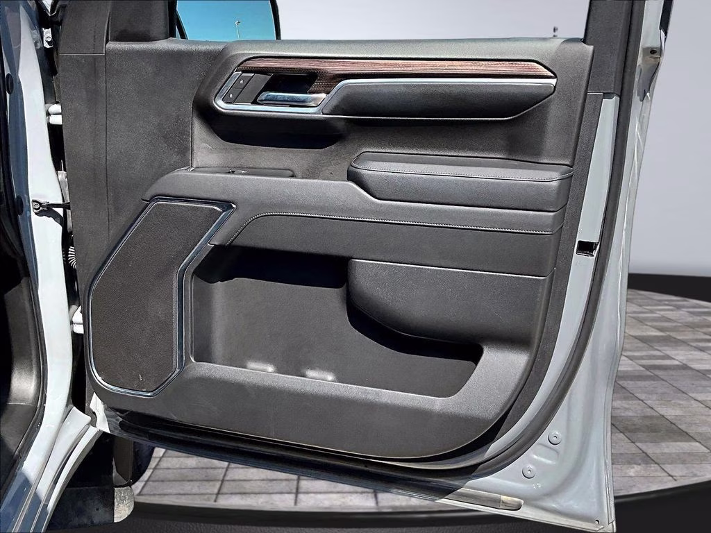 2024 Slate Gray Metallic Chevrolet Silverado 1500 RST 4X4 Truck