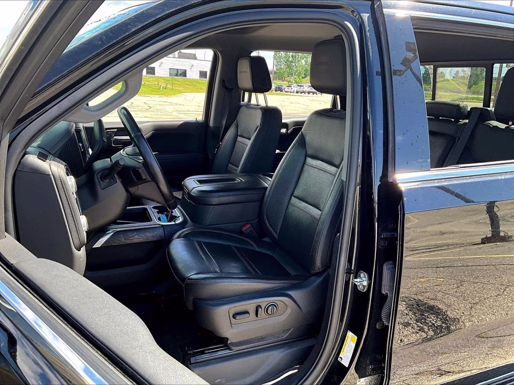 2020 Onyx Black GMC Sierra 1500 Denali 4X4 Truck