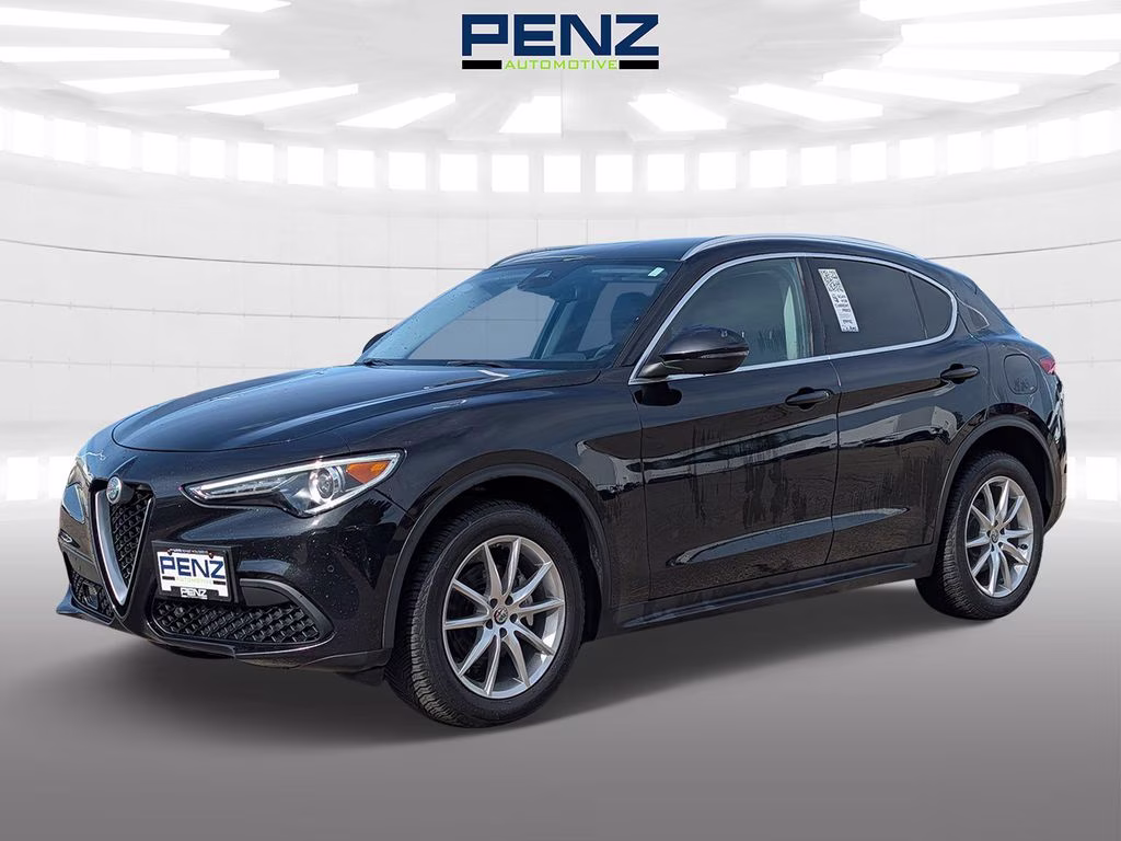 2018 Vulcano Black Metallic Alfa Romeo Stelvio Ti AWD SUV
