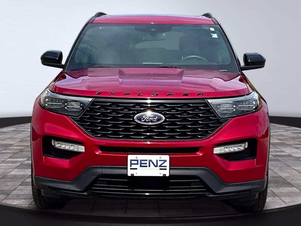 Used 2024 Ford Explorer ST Line with VIN 1FMSK8KH1RGA11982 for sale in Rochester, Minnesota