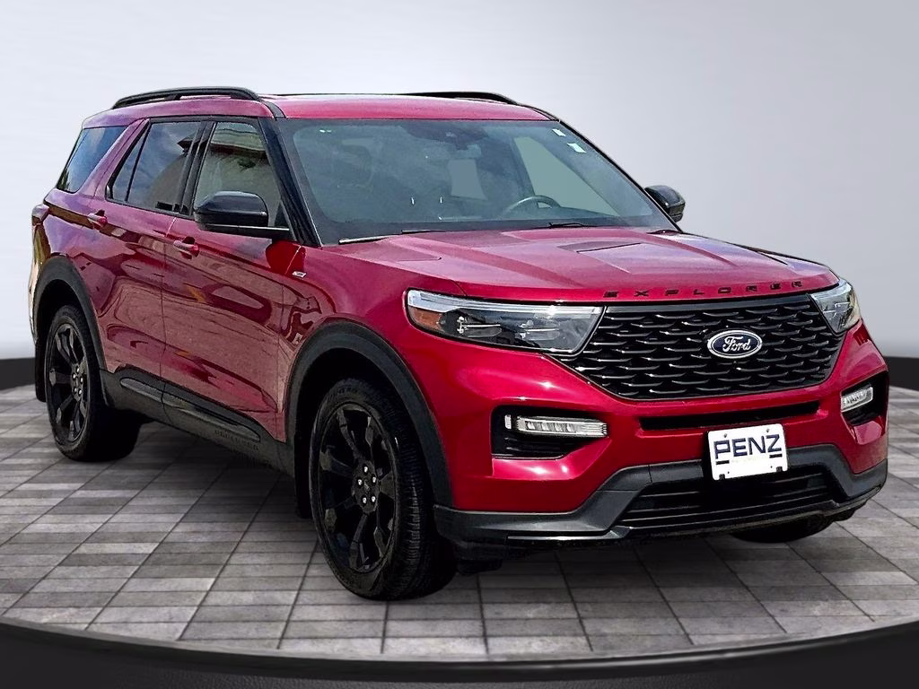 2024 Rapid Red Metallic Tinted Clearcoat Ford Explorer ST-Line 4X4 SUV