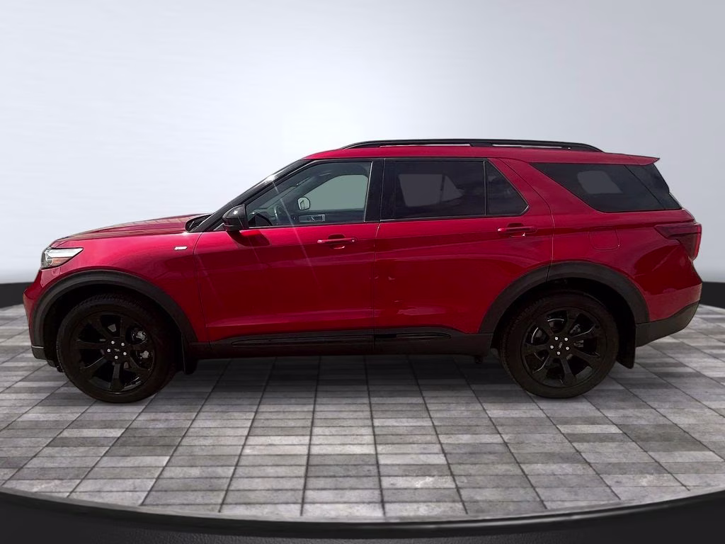 2024 Rapid Red Metallic Tinted Clearcoat Ford Explorer ST-Line 4X4 SUV