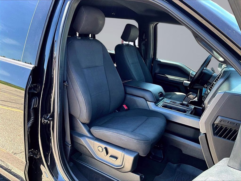 2019 Agate Black Metallic Ford F-150 XLT 4X4 Truck