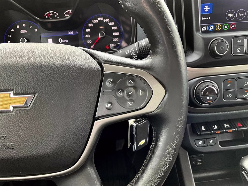 2022 Summit White Chevrolet Colorado Z71 4X4 Truck