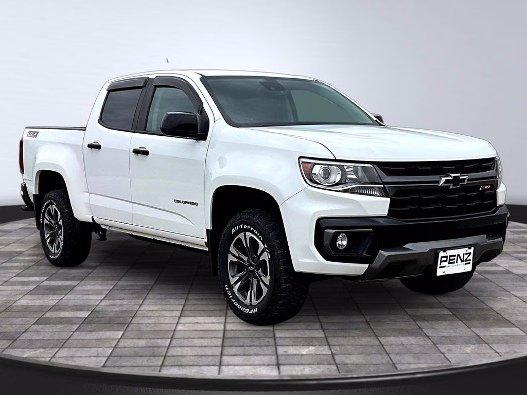 2022 Summit White Chevrolet Colorado Z71 4X4 Truck