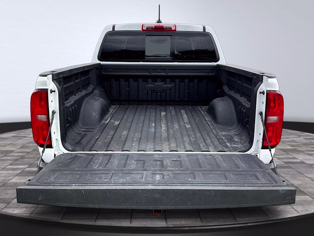 2022 Summit White Chevrolet Colorado Z71 4X4 Truck