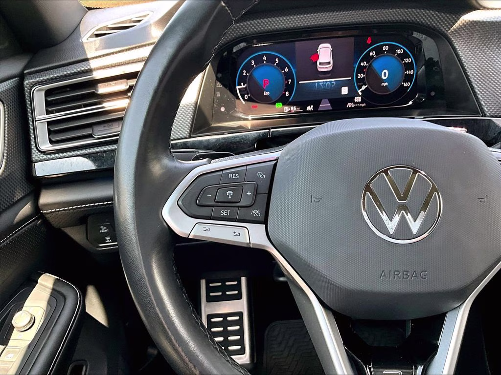 2024 Pure Gray Volkswagen Atlas Cross Sport 2.0T SEL Premium R-Line AWD SUV
