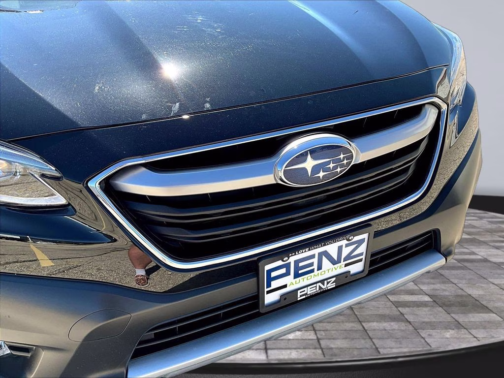 2022 Crystal Black Silica Subaru Outback Limited XT AWD SUV