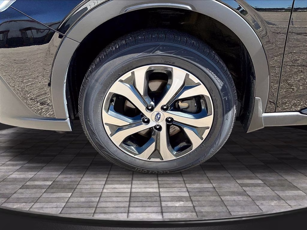 2022 Crystal Black Silica Subaru Outback Limited XT AWD SUV
