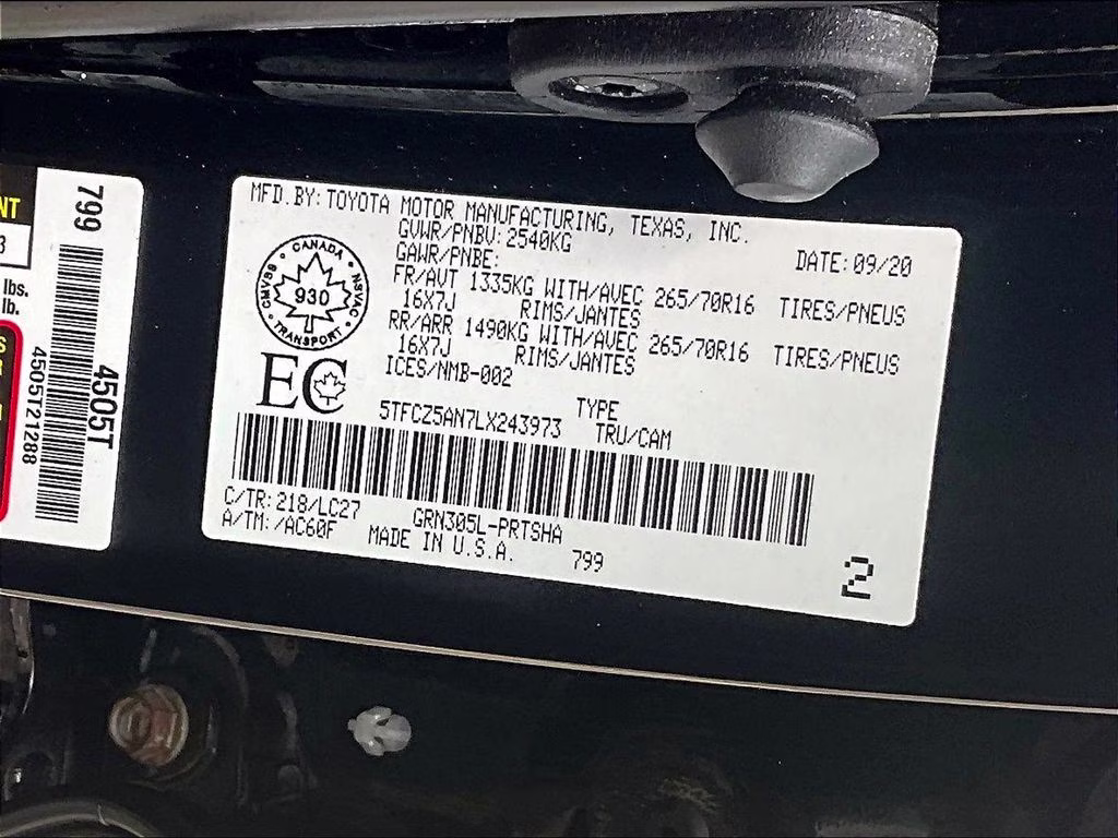 2020 Midnight Black Metallic Toyota Tacoma SR5 4X4 Truck