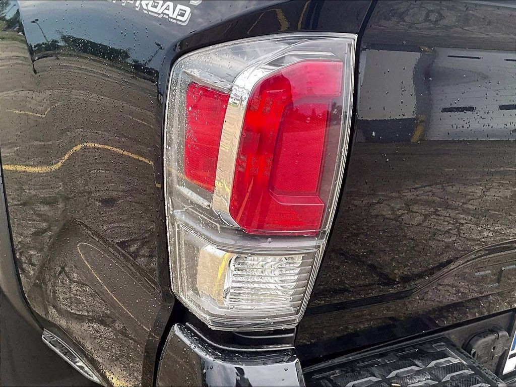 2020 Midnight Black Metallic Toyota Tacoma SR5 4X4 Truck
