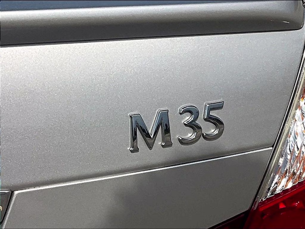 2006 Liquid Platinum Metallic INFINITI M35 Base RWD Sedan