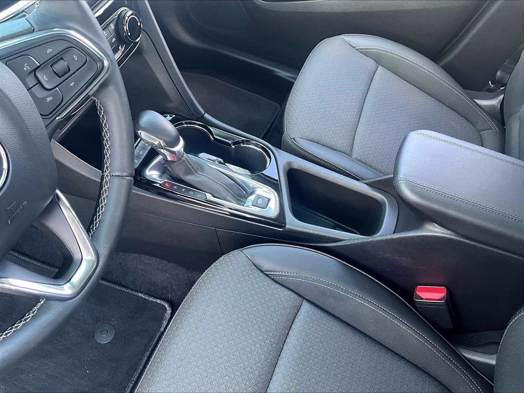2023 White Frost Tricoat Buick Encore GX Preferred AWD SUV