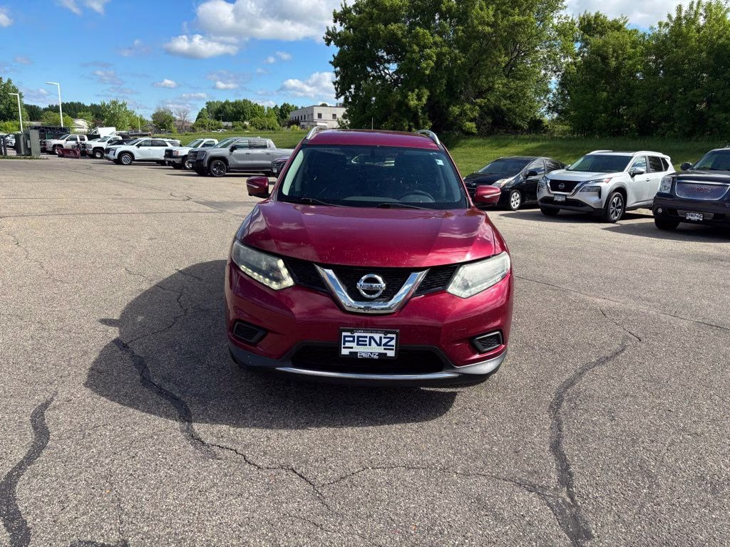 2015 Cayenne Red Nissan Rogue SV AWD SUV